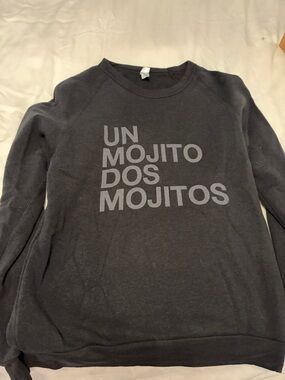 Women's Black Graphic Sweatshirt - Un Mojito Dos Mojitos